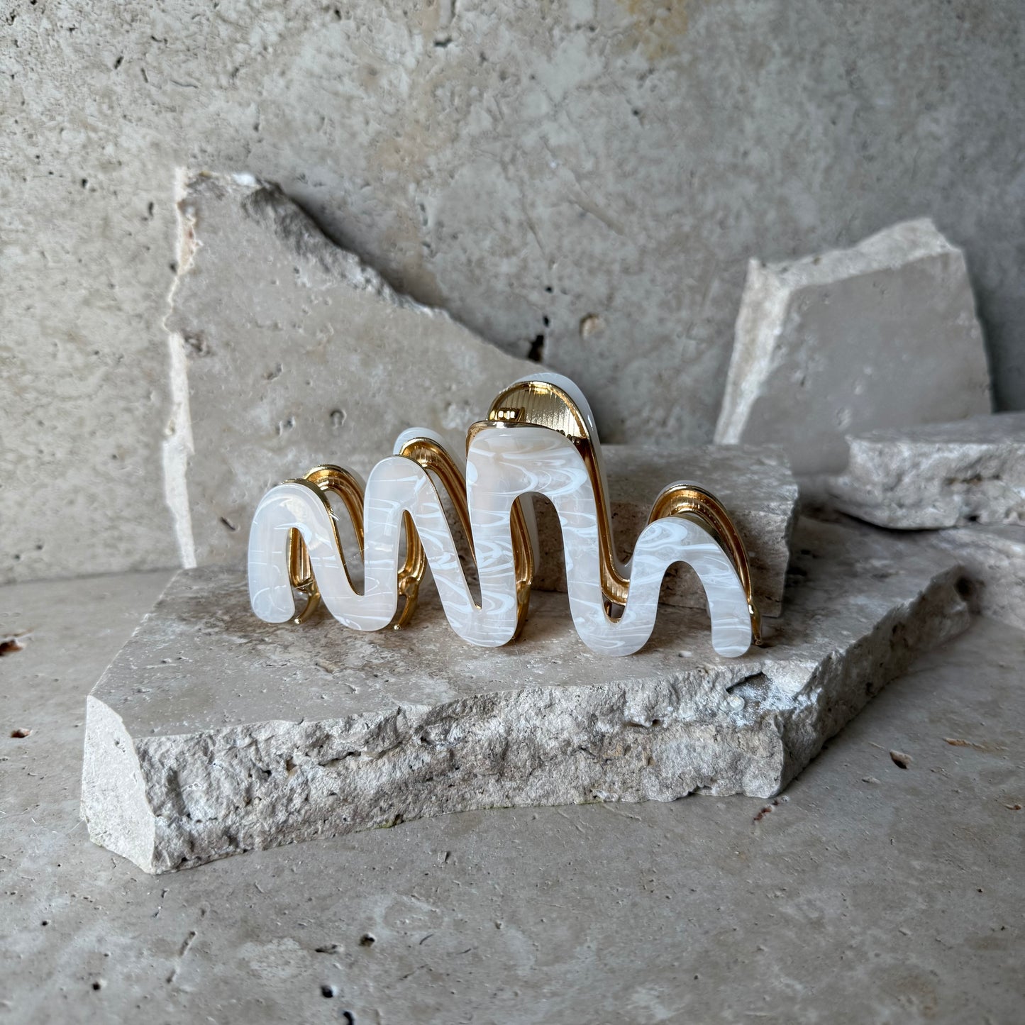 Luxury Wave Claw Clips