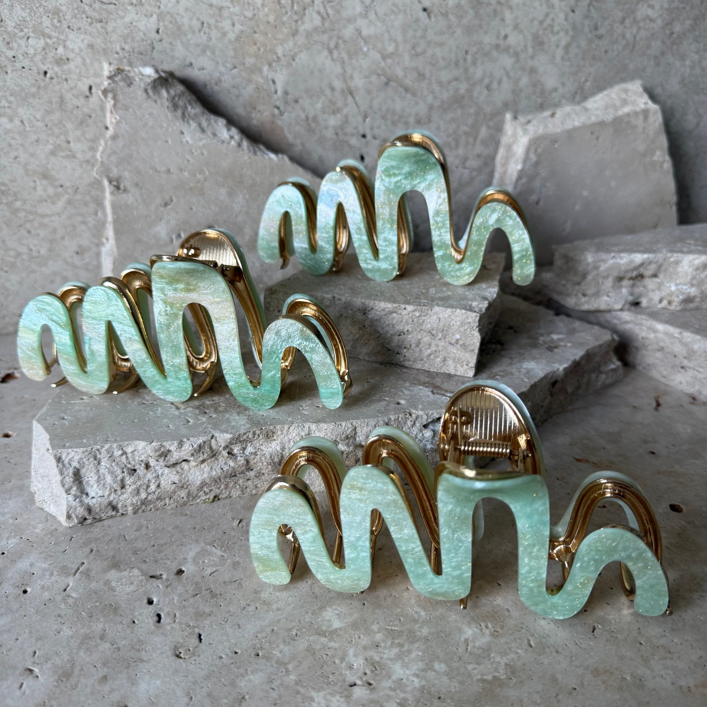 Luxury Wave Claw Clips