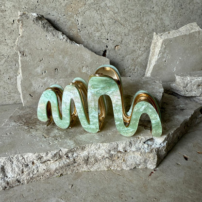 Luxury Wave Claw Clips